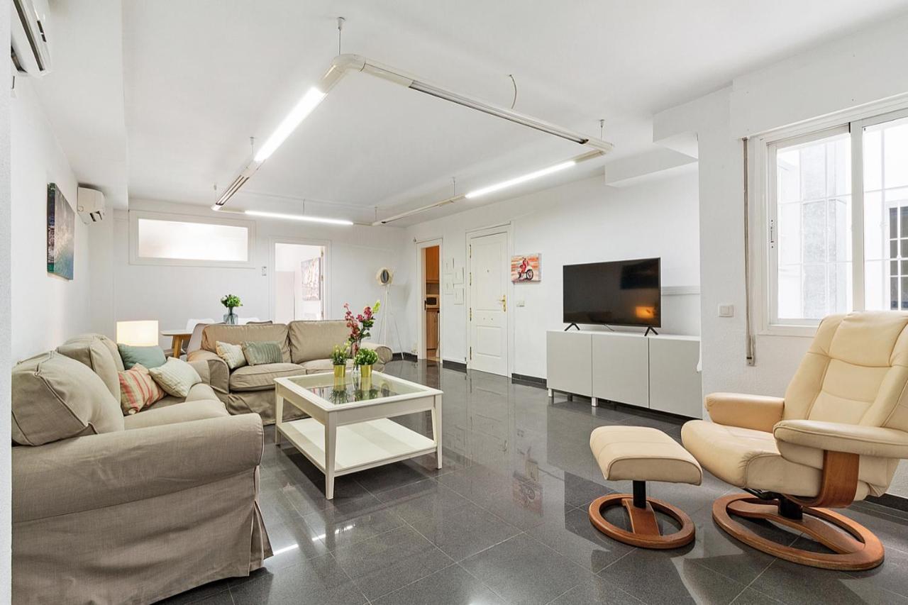 Ferienwohnung Amplio Piso En Atarazanas Málaga Exterior foto