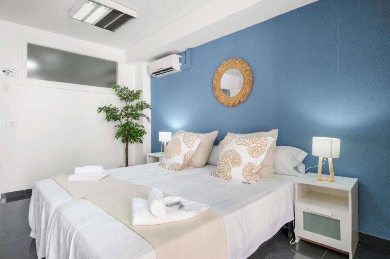 Ferienwohnung Amplio Piso En Atarazanas Málaga Exterior foto