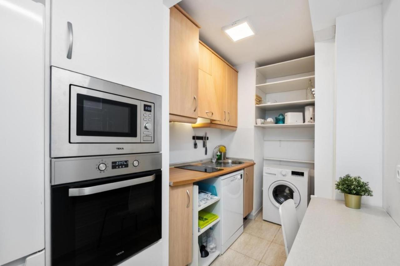 Ferienwohnung Amplio Piso En Atarazanas Málaga Exterior foto
